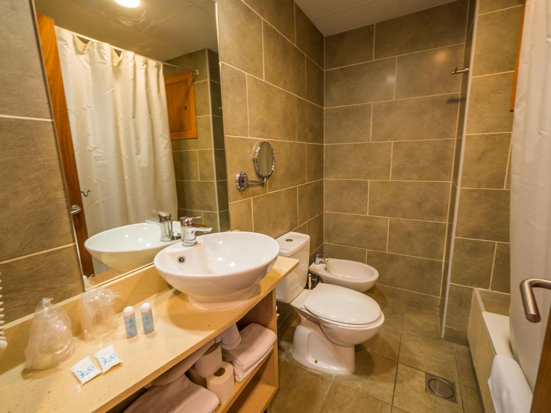 Фото Hotel Tossa Beach