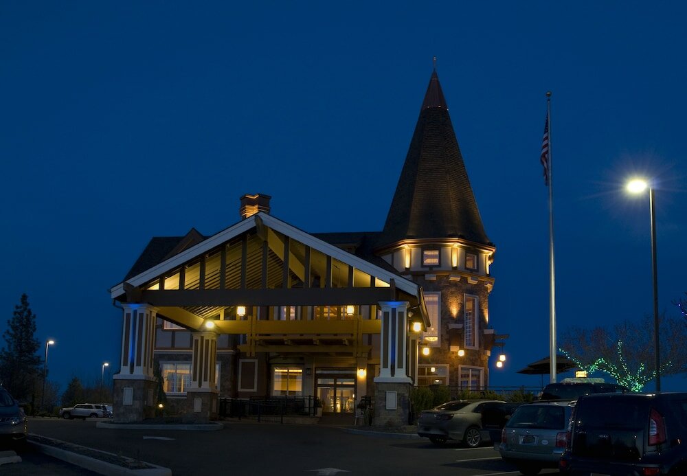 Фото Holiday Inn Express Spokane Downtown, an Ihg Hotel