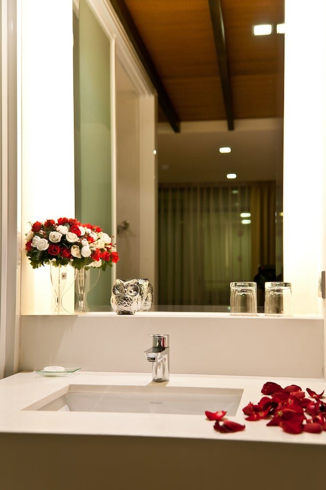 Фото Amber Boutique Silom Hotel