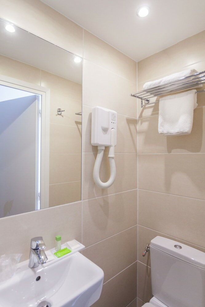 Фото Hotel Le Compostelle