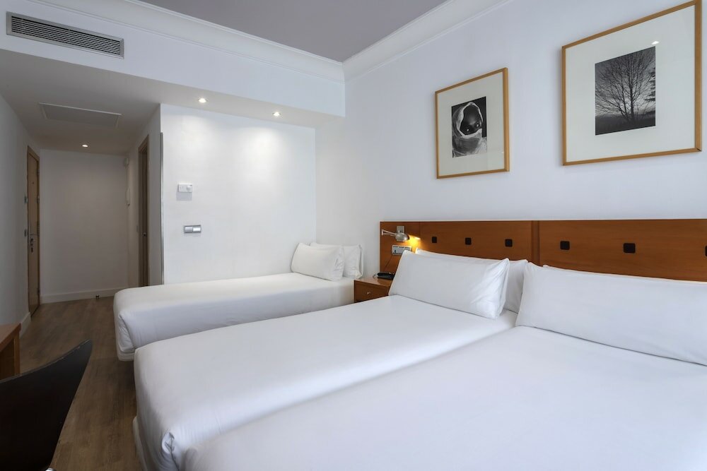 Фото Petit Palace Cliper Gran Vía