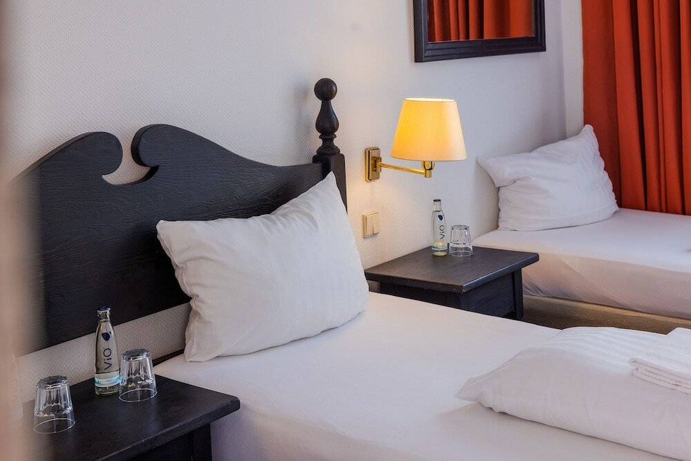 Фото Hotel Stadt Gütersloh