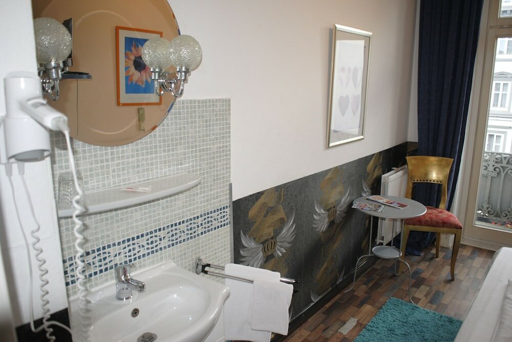 Фото Hotel Village