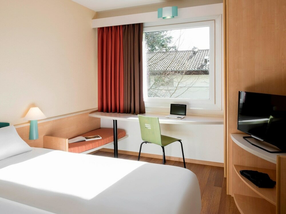 Фото Ibis Genève Aéroport