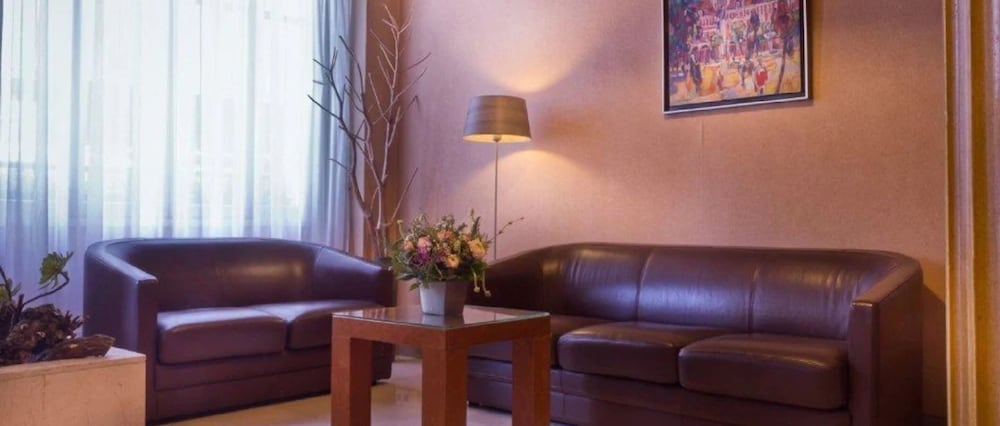 Фото Hotel Le Compostelle