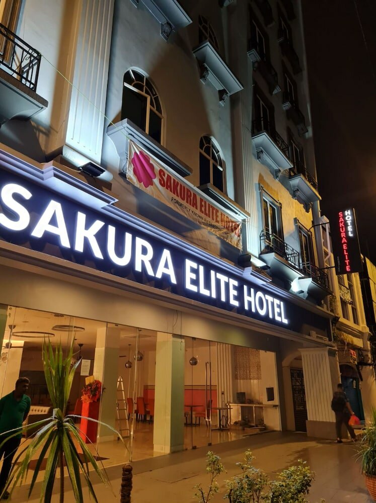 Фото Sakura Elite Hotel