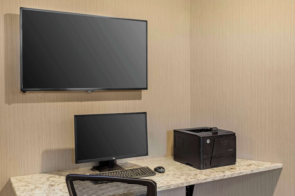 Фото Best Western Plus Landmark Inn