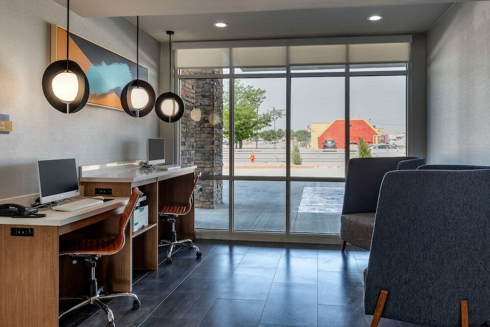 Фото Best Western Plus Amarillo East Hotel