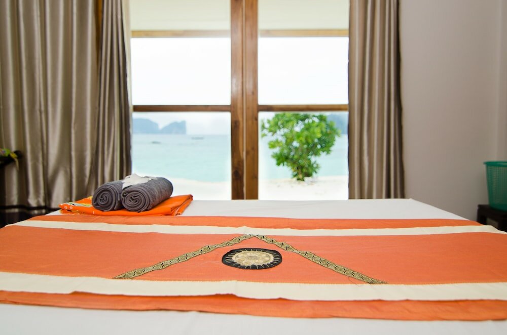 Фото Phi Phi The Beach Resort