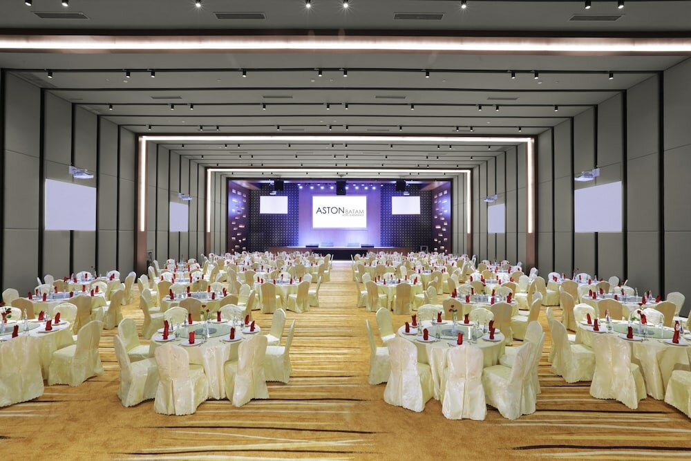 Фото Отель Aston Batam Hotel & Residences