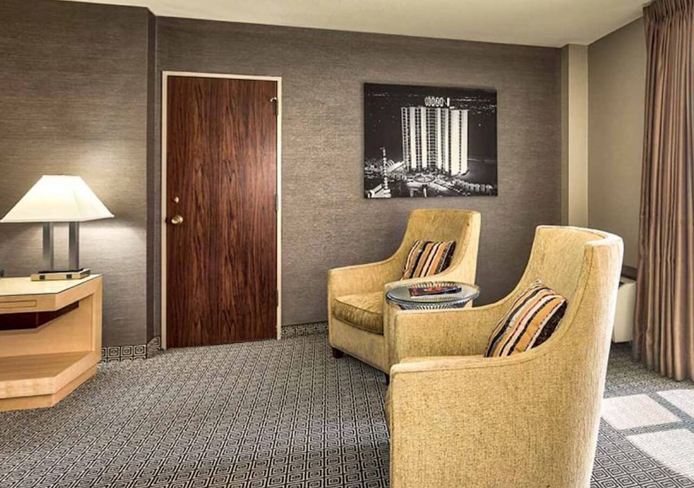 Фото Plaza Hotel and Casino - Las Vegas