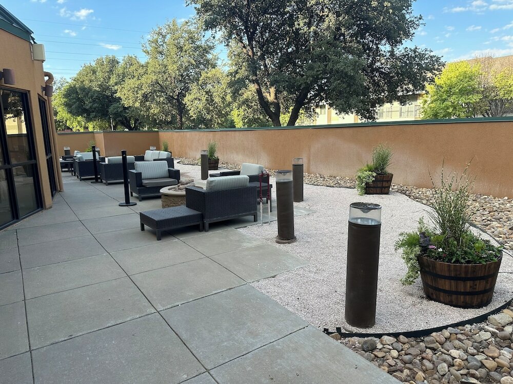 Фото Courtyard by Marriott Lubbock