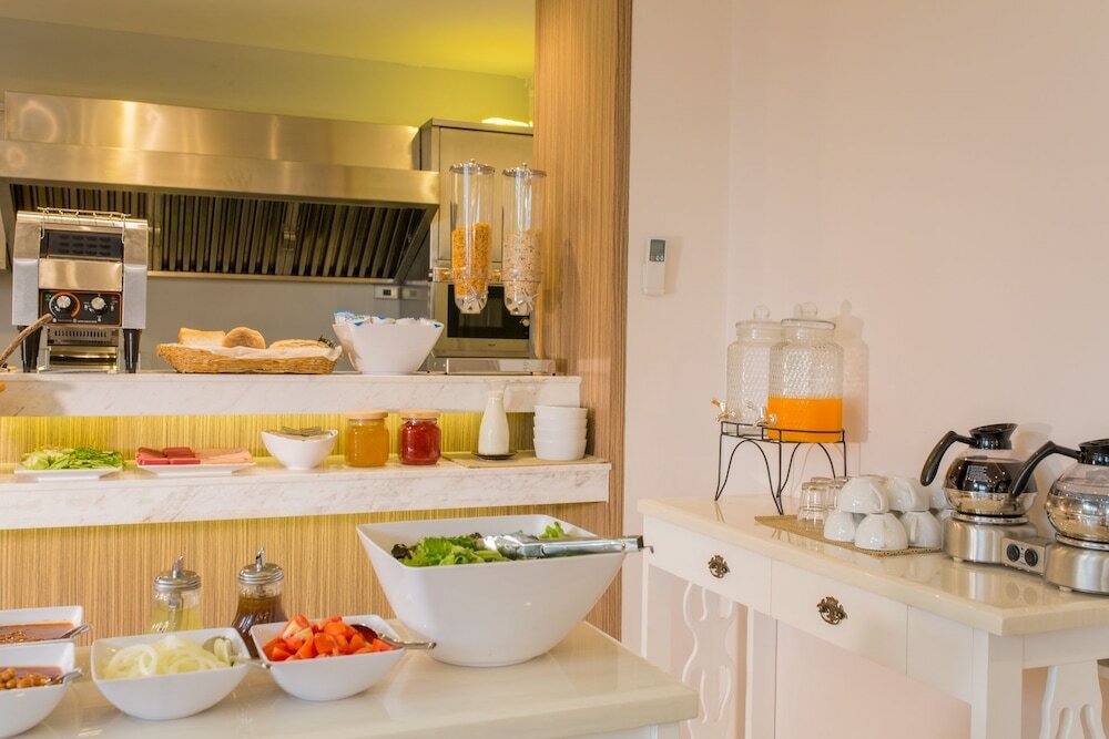 Фото LaRio Hotel Krabi