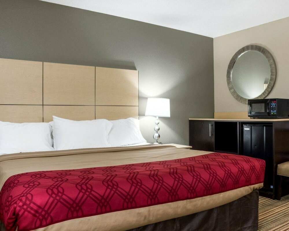 Фото Econo Lodge Grand Forks