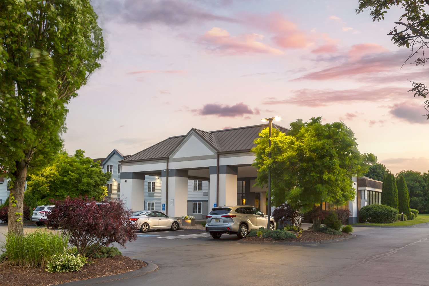 Фото отеля 1