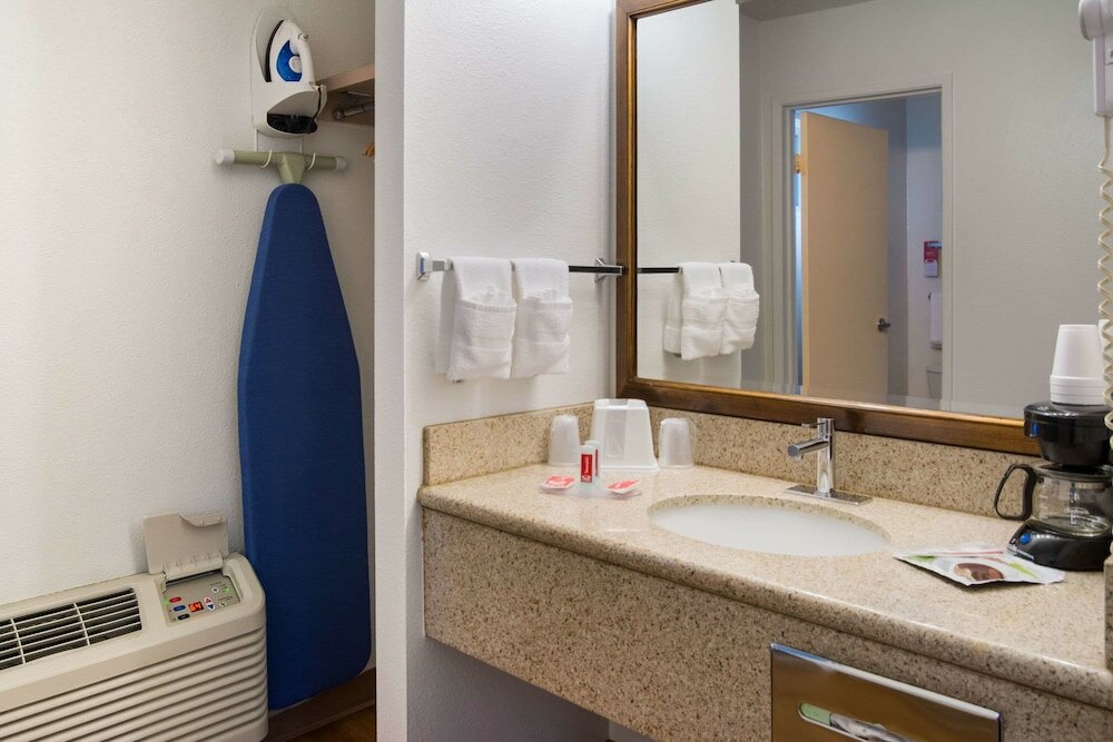 Фото Econo Lodge