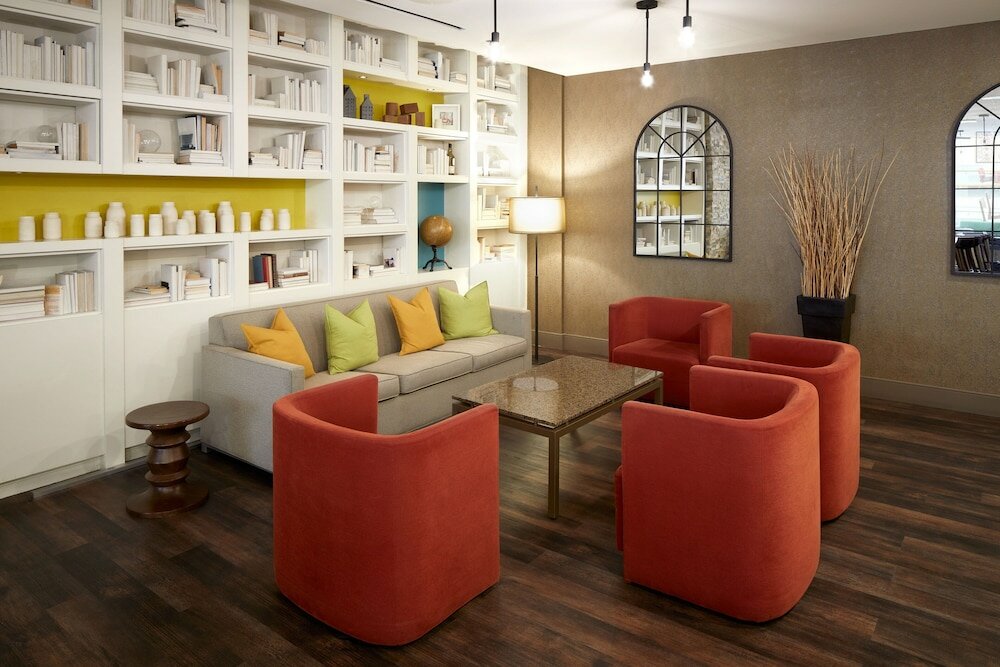 Фото Delta Hotels by Marriott Ottawa City Centre