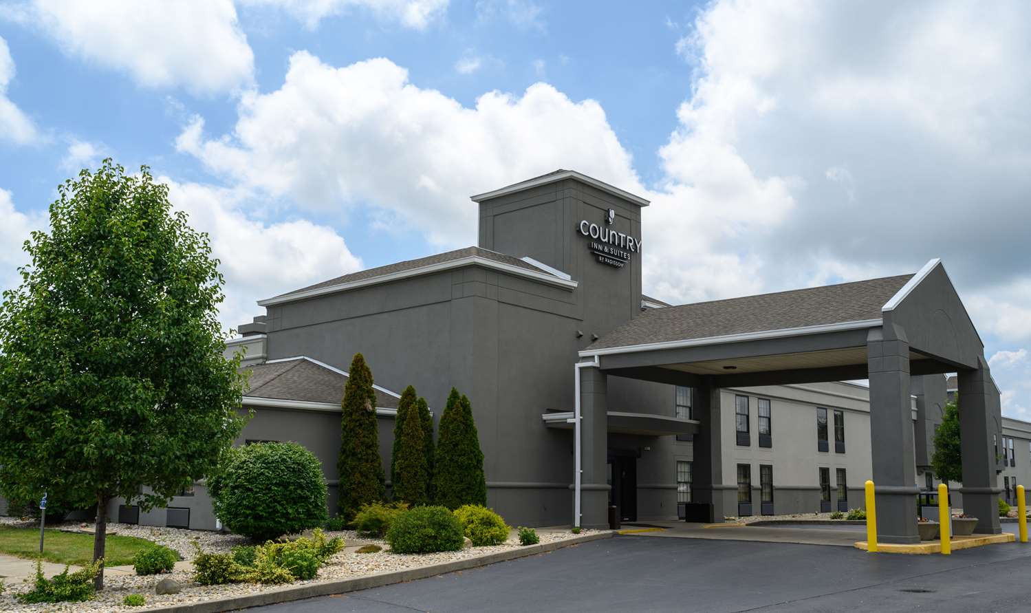 Фото Country Inn & Suites by Radisson Greenfield In