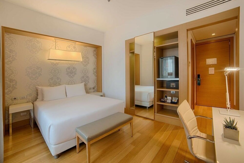Фото Vh Eurostar Tirana Hotel Congress & Venere SPA