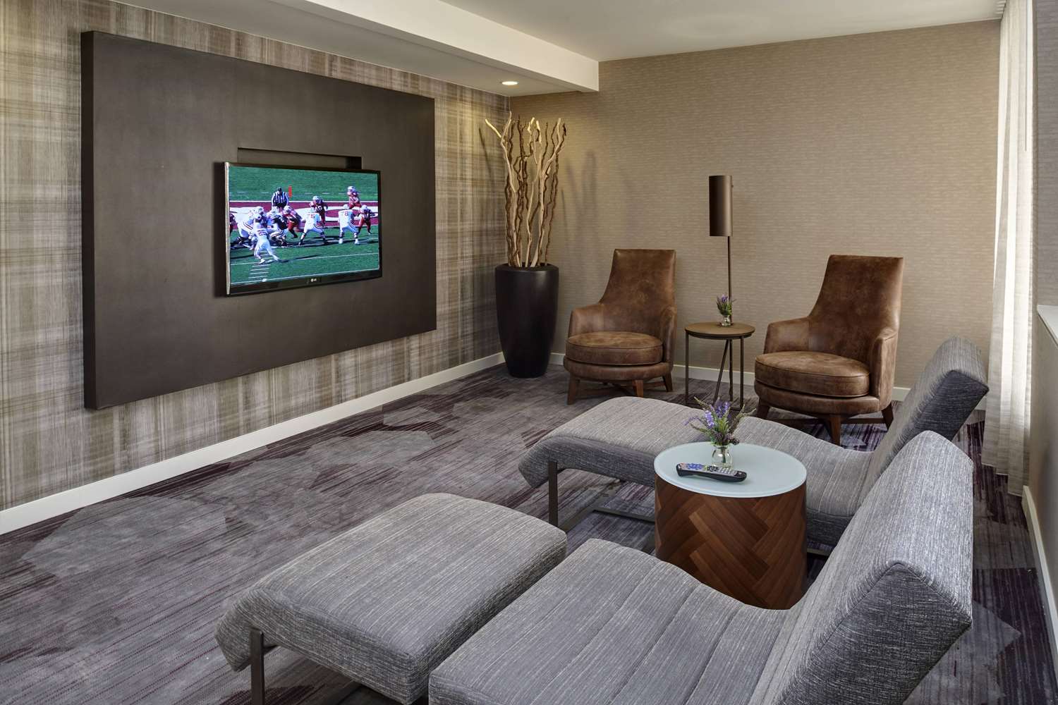 Фото Sonesta Select Milwaukee Brookfield