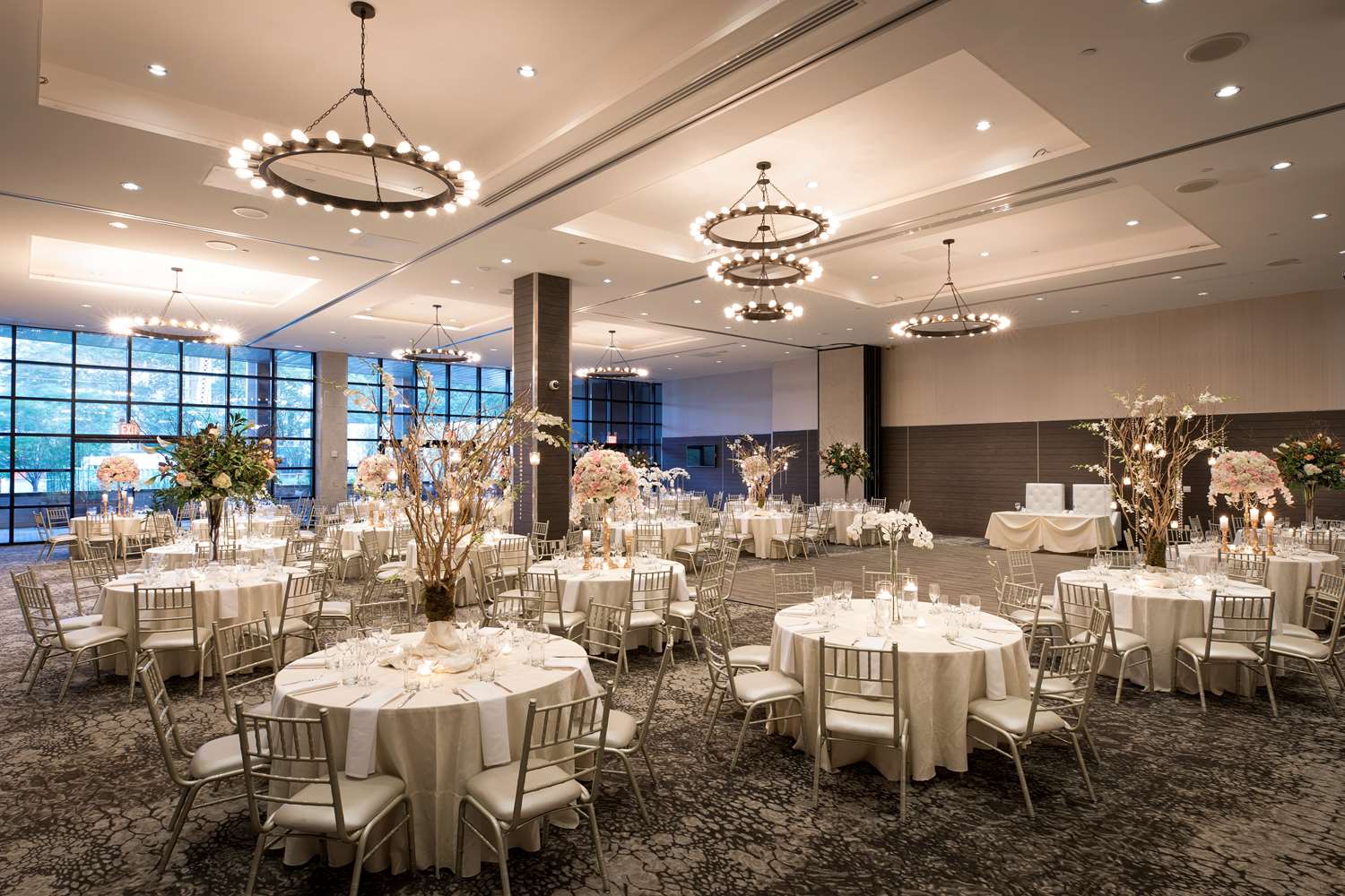 Фото Ravel Hotel Trademark Collection by Wyndham