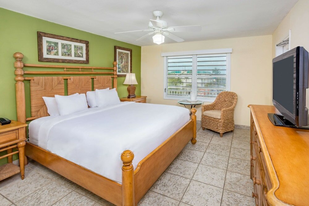 Фото Marina Del Mar Resort and Marina