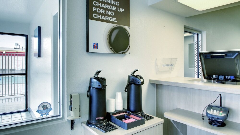 Фото Motel 6 Everett, Wa - North