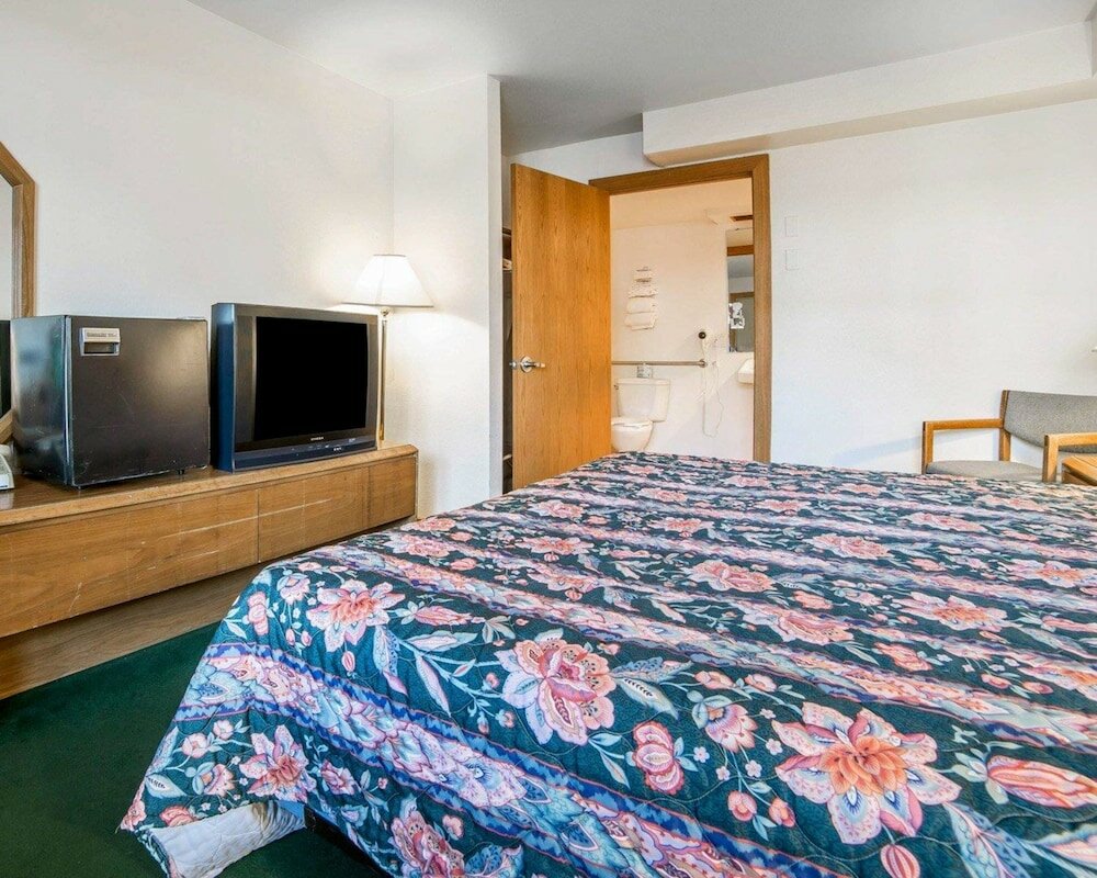 Фото Rodeway Inn Billings Logan Intl Airport, Near St. Vincent Hospital