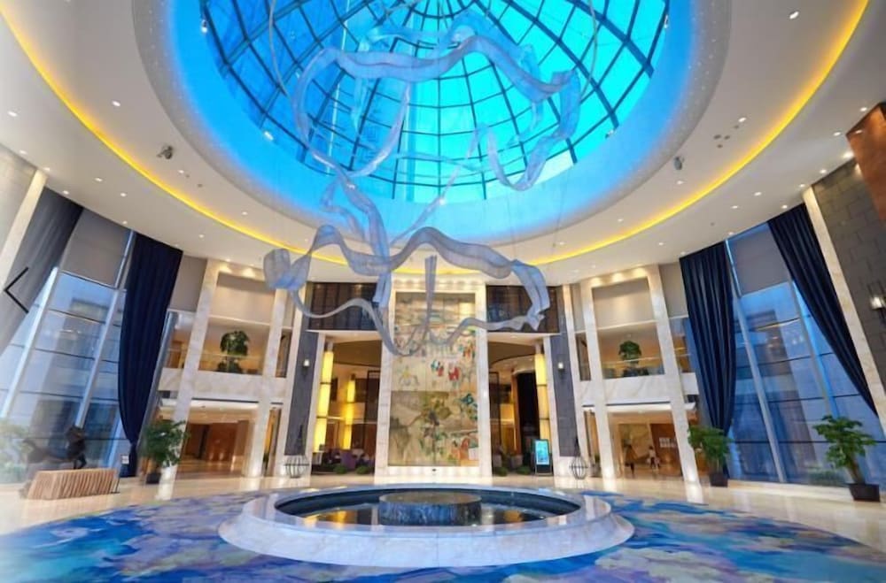 Фото Universal Hotel Urumqi