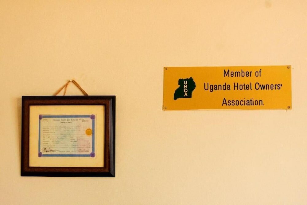 Фото Kahondo Buffalo Hotel