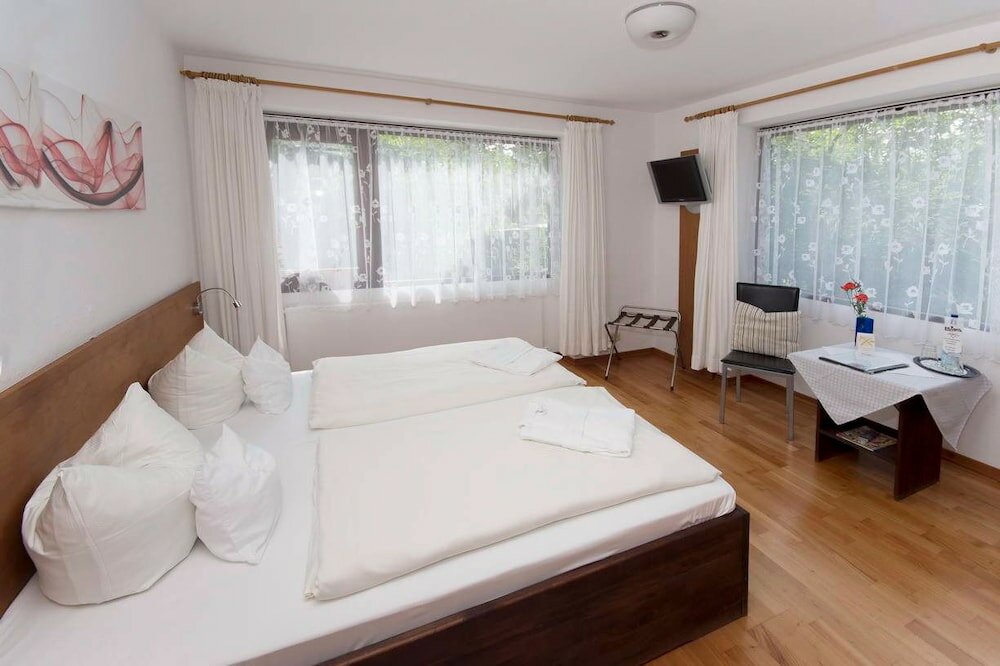 Фото Hotel Am Wasserturm