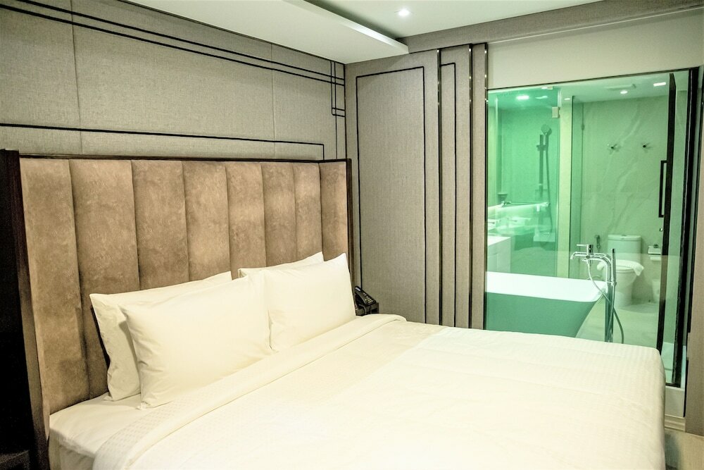 Фото First Pride Hotel