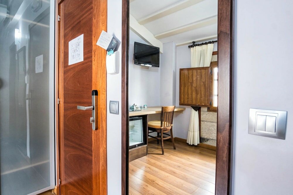 Фото Hotel Alda Bonaval