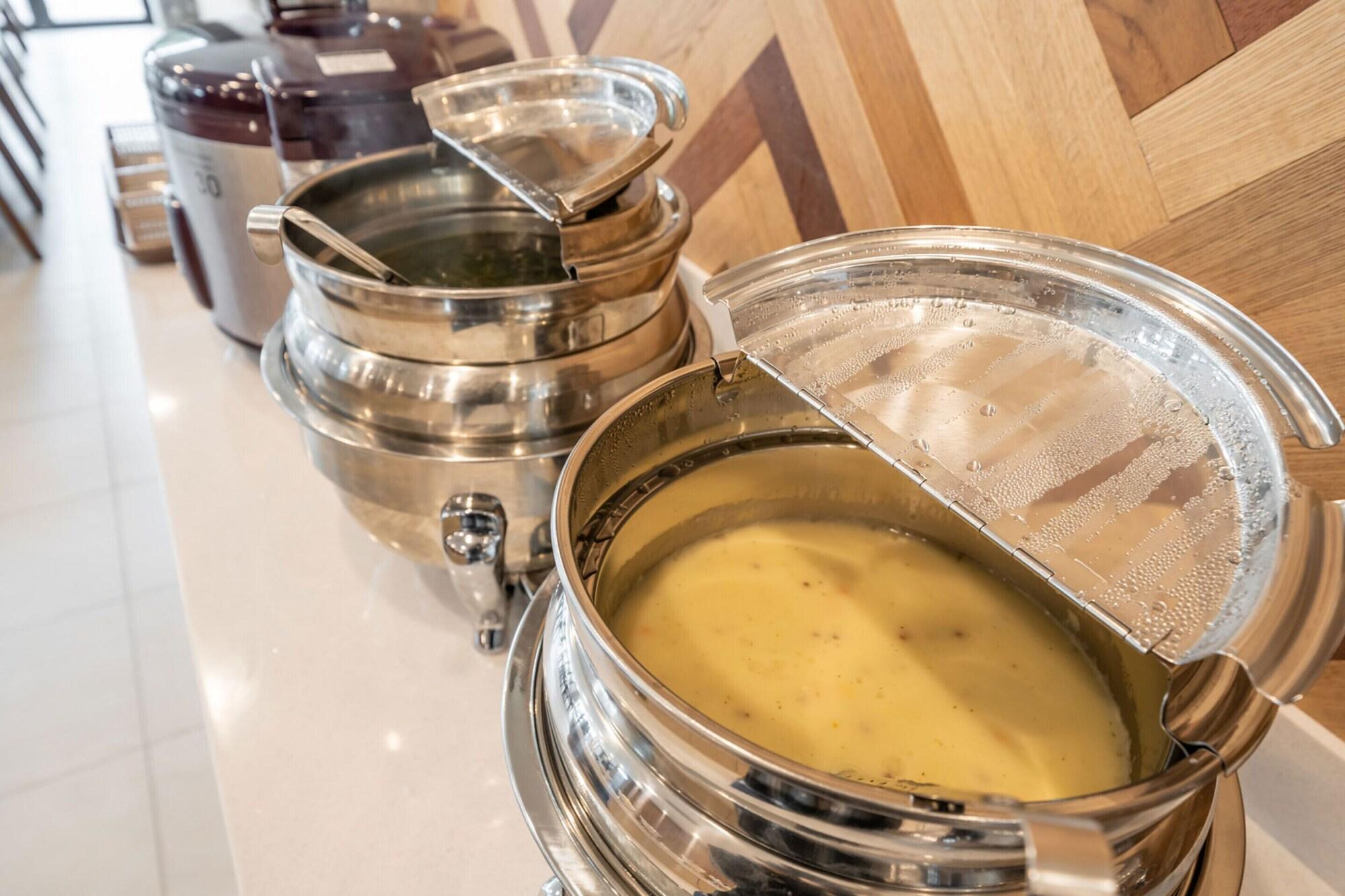 Фото Aroomi Hotel