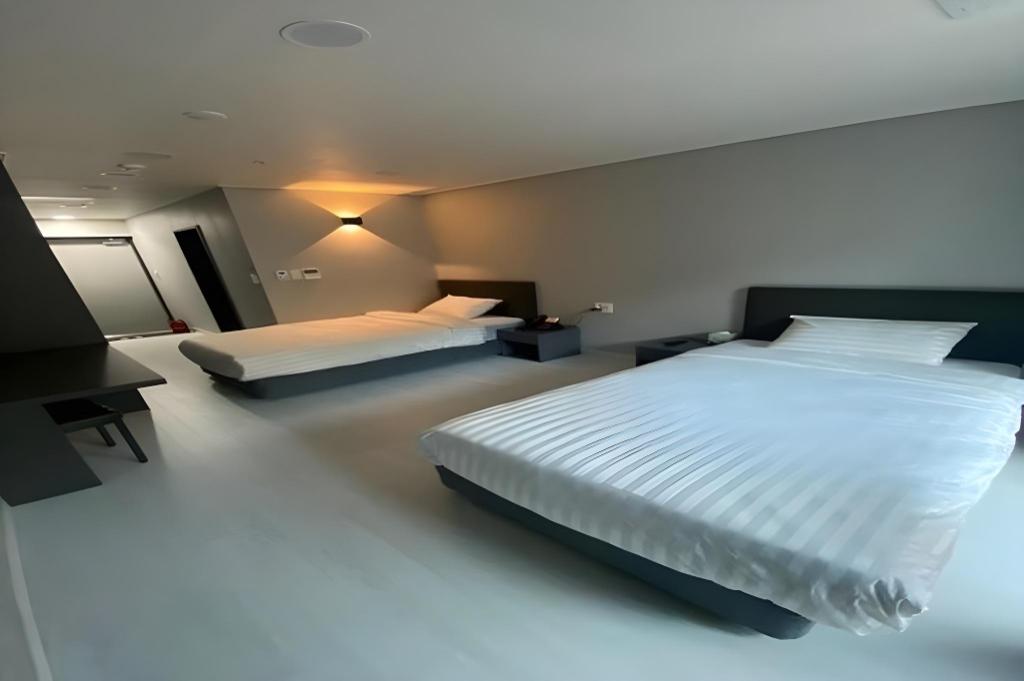 Фото Miami Jeongseon Hotel