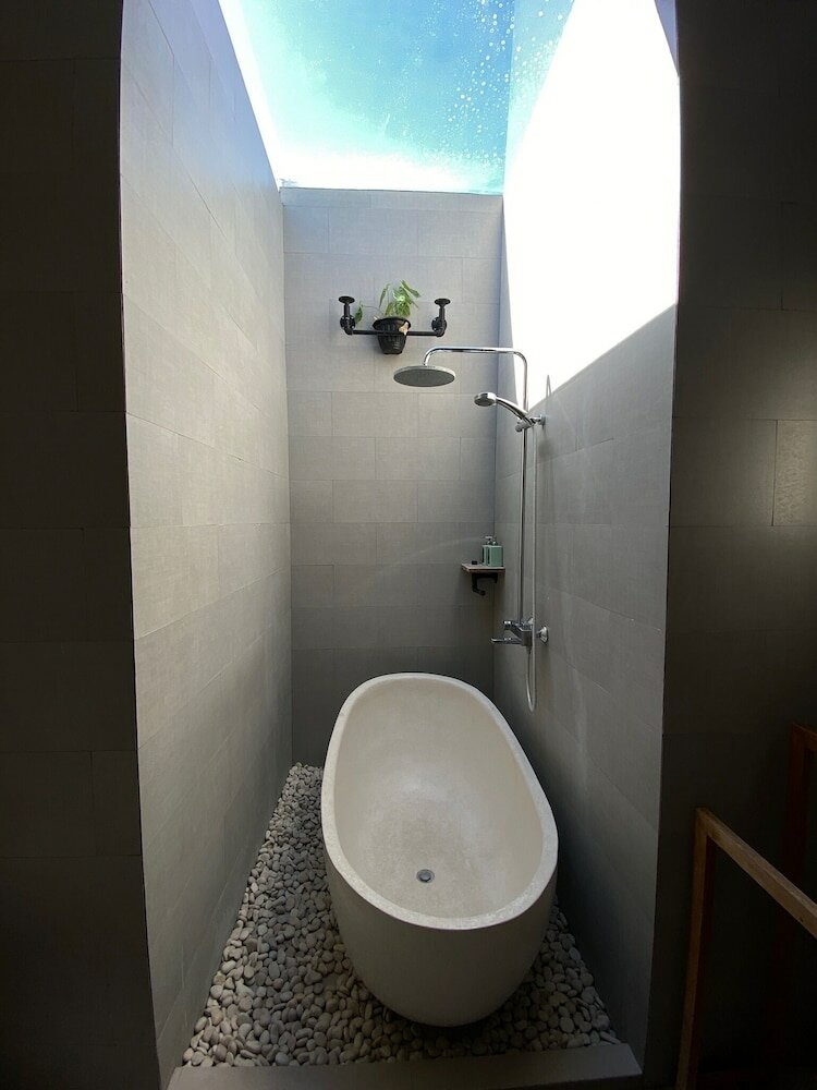 Фото Canggu Hype Suites