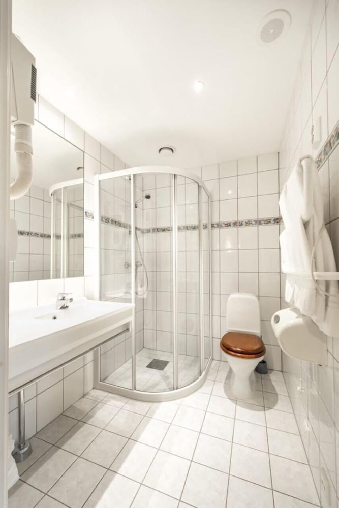 Фото Senja Hotell