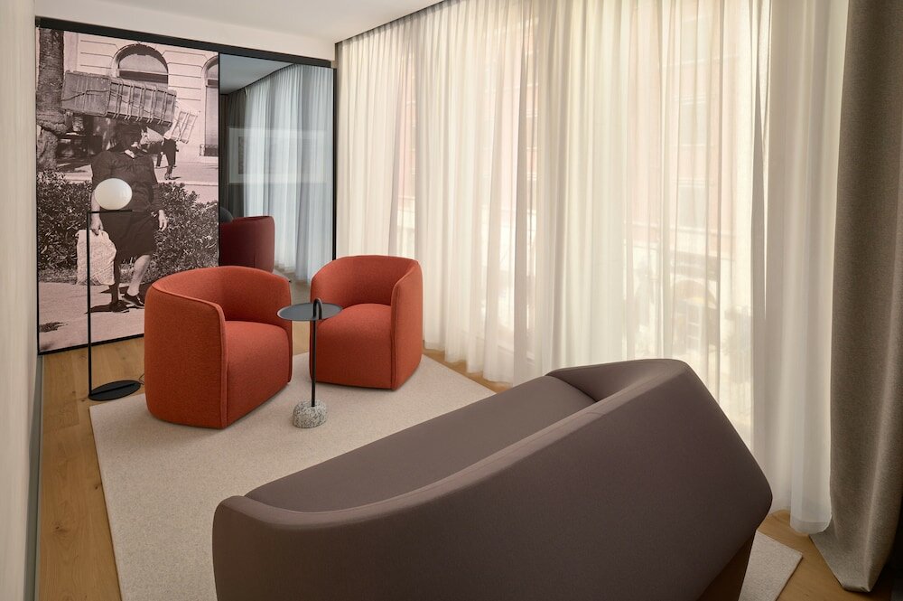 Фото Hotel Ambasador