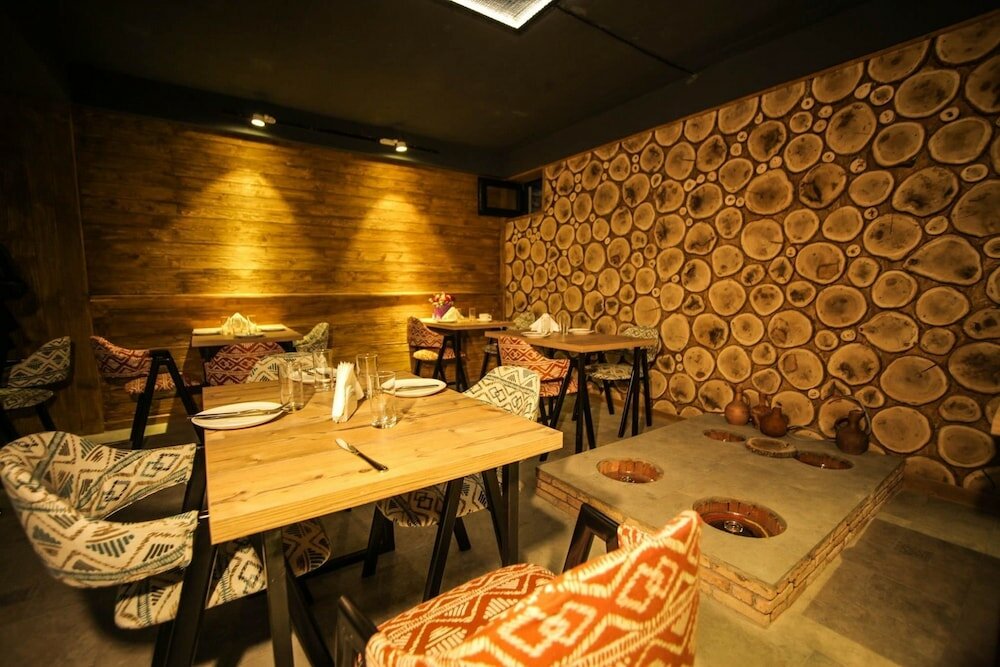 Фото Borjomi Underwood