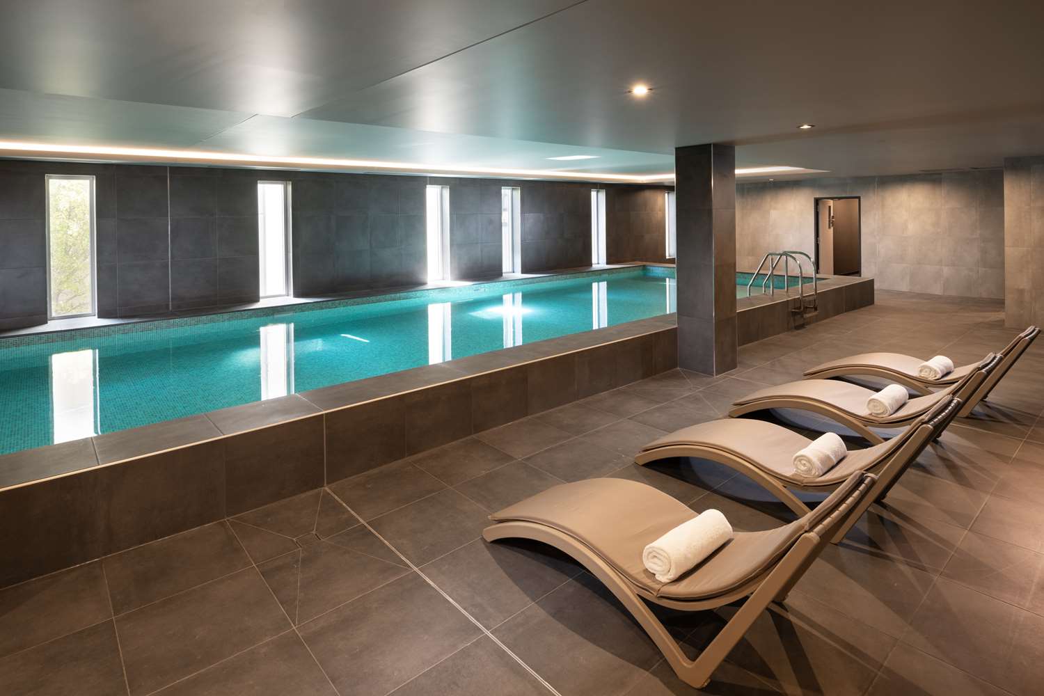 Фото DoubleTree by Hilton Hobart