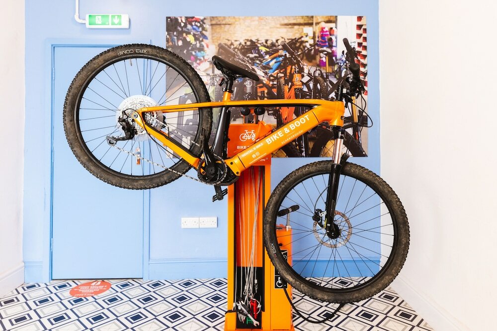 Фото Bike & Boot