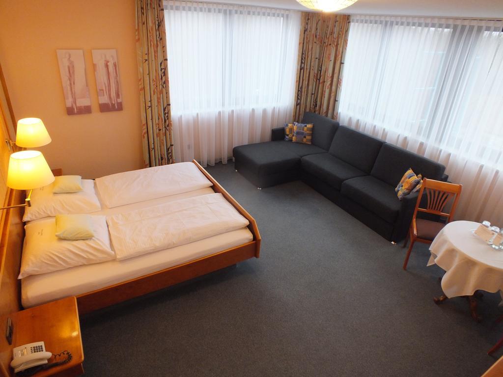 Фото Hotel Stadt Pasing