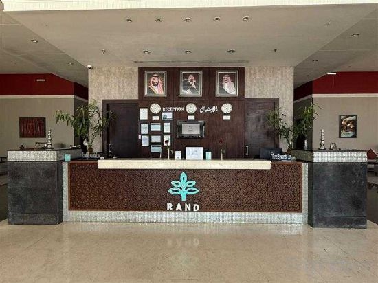 Фото Sunday Business Avenue