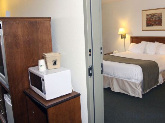 Фото Super 8 by Wyndham Truro Ns