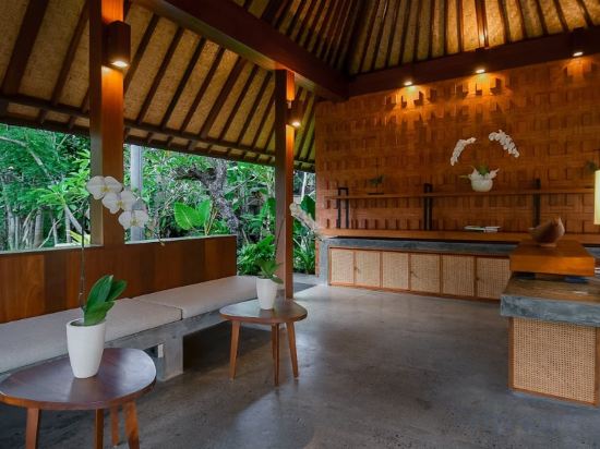 Фото Japa Suites & Villas