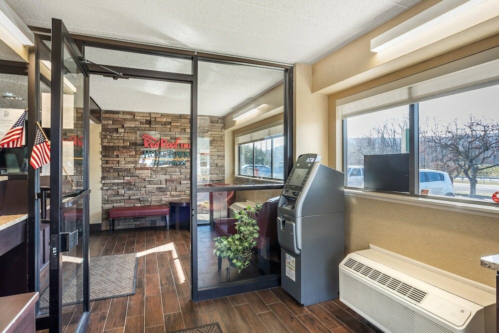 Фото Red Roof Inn Danville, Pa