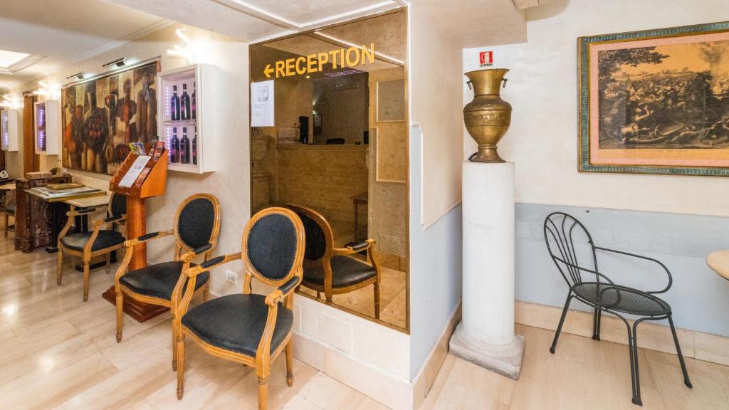 Фото Hotel Center 2