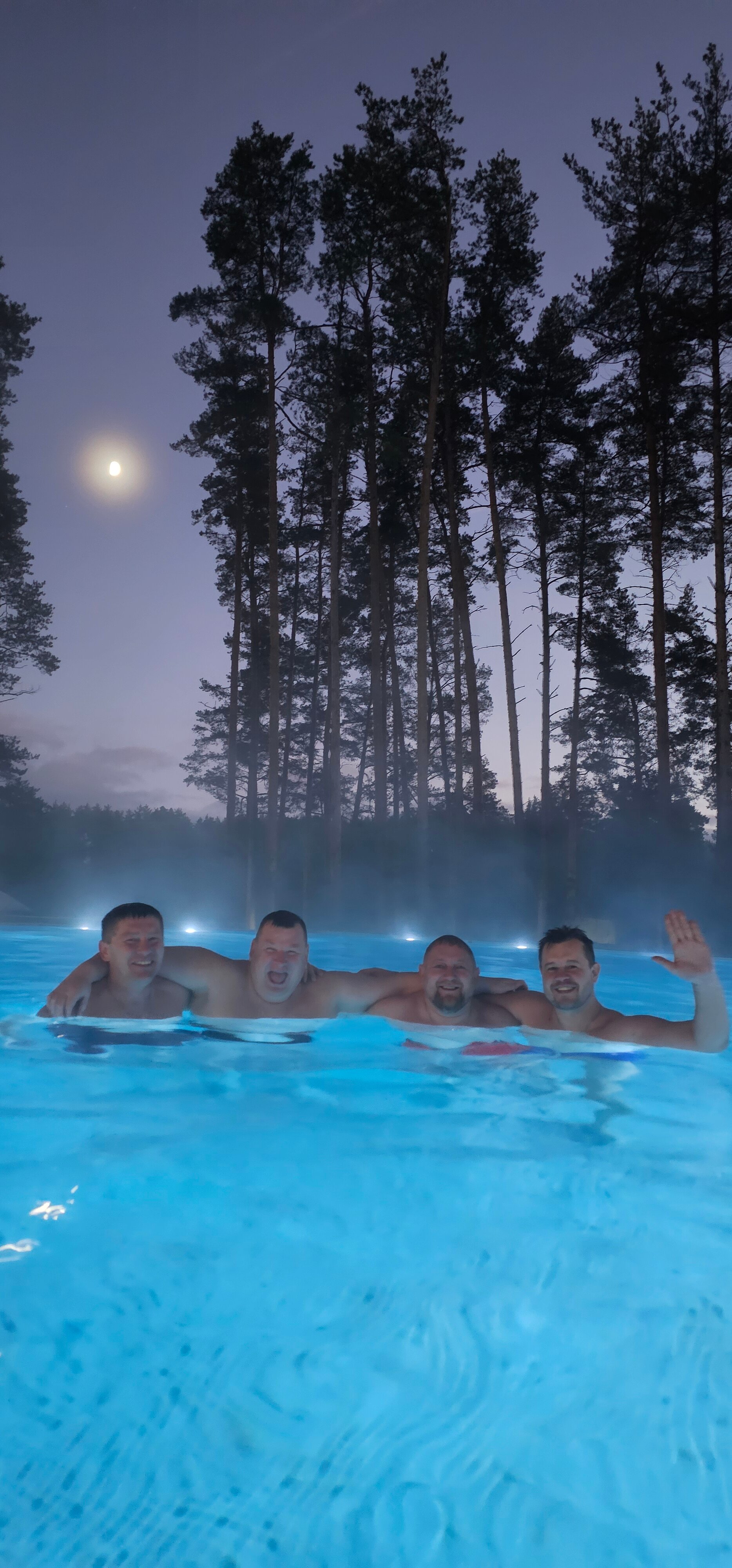 Фото Pioneer Resort Hotel