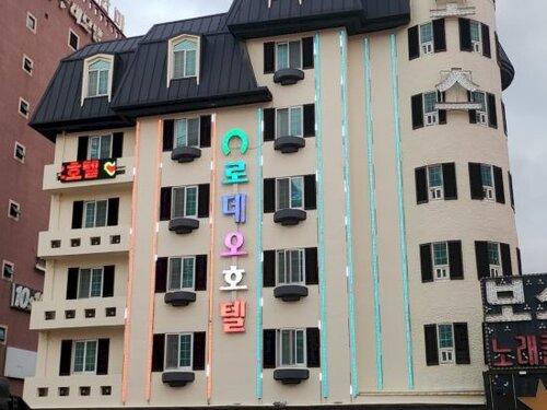 Гостиница Cheonan rodeo hotel в Чхонане