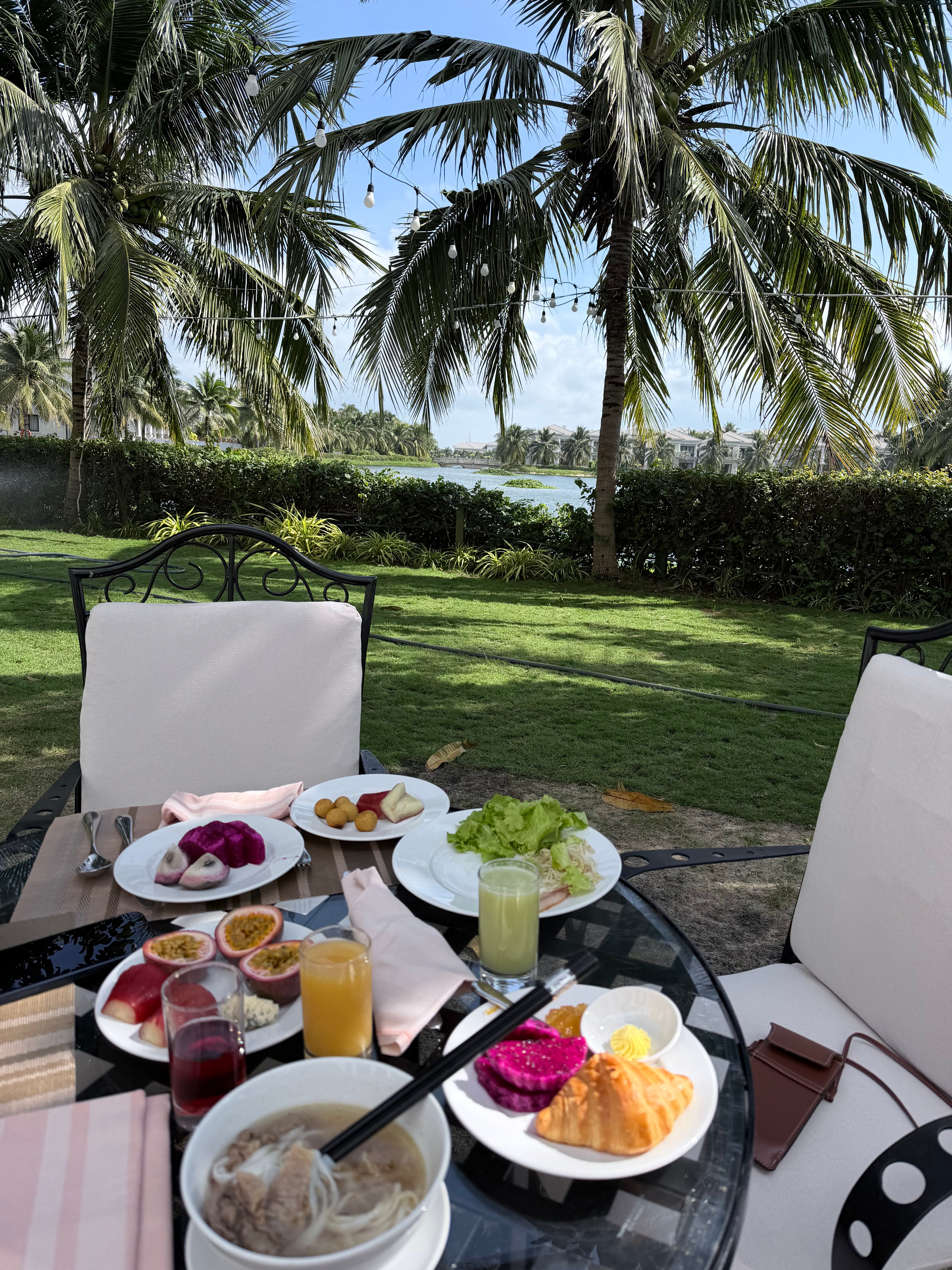 Фото Melia Vinpearl Cam Ranh Beach Resort